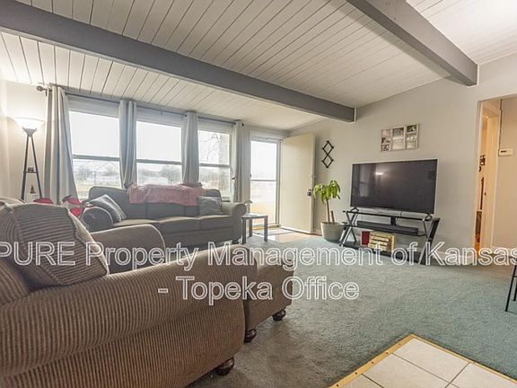 5th image of 1629 SW 24th St