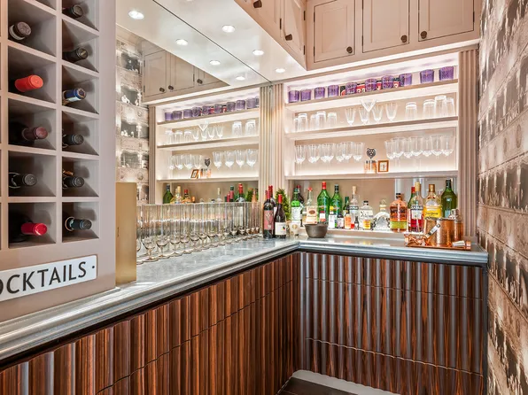 300 Central Park West image 4 of 21