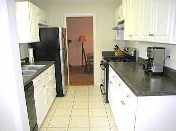 Updated kitchen with ceramic tile