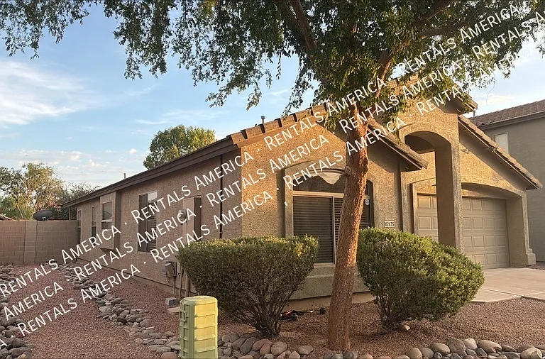 42635 W Colby Dr — Photo 1