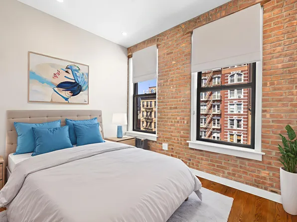 140 East 17th Street image 3 of 17