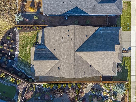 3rd image of 14614 183rd Avenue E