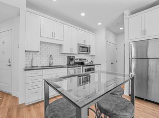 135 E 8th St, Traverse City, MI 49684