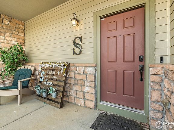 3rd image of 1558 Millfleet Dr