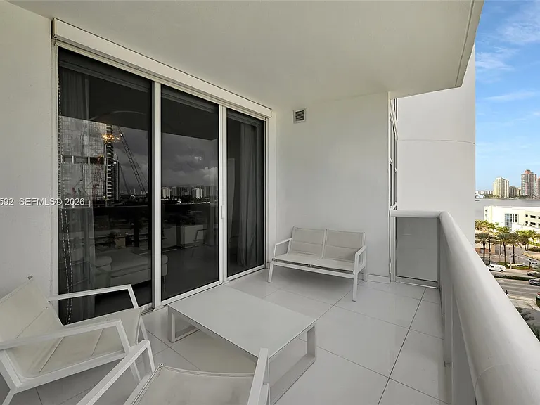 18201 Collins Ave #1002 — Photo 10