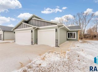 6829 W 5th St, Sioux Falls, SD 57107