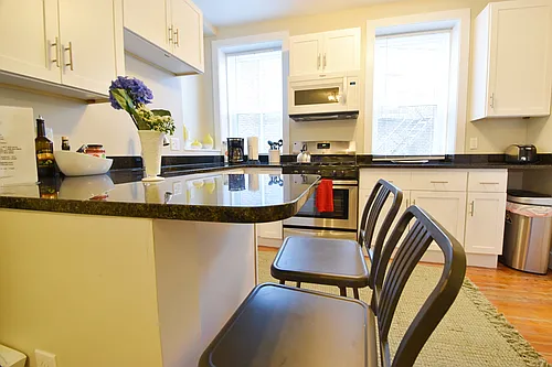 20A Moon St #4 Photo 1