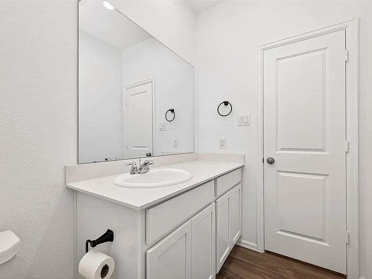 22215 Scarlino Dr — Photo 25
