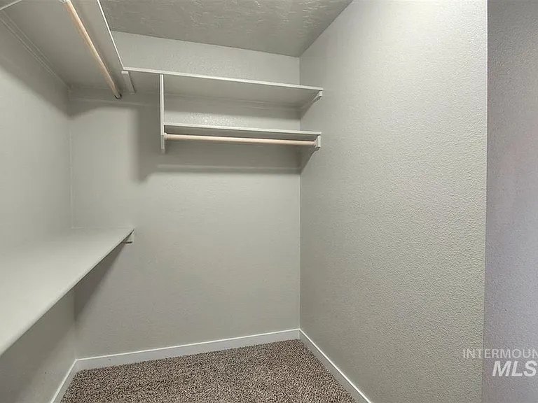 1014 W Apple Pne — Photo 10