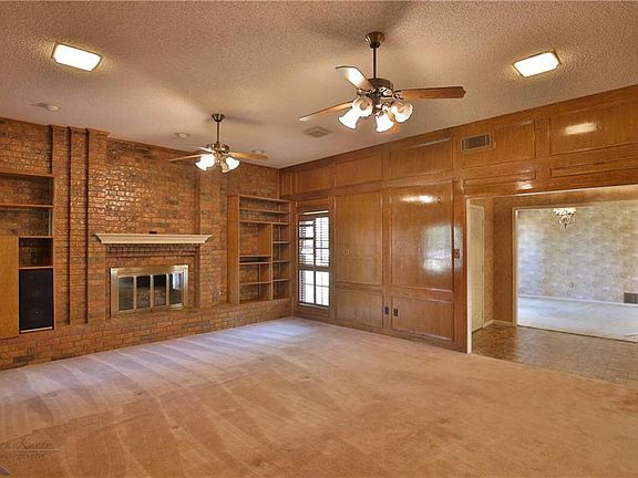 3rd image of 1213 Chariot Cir