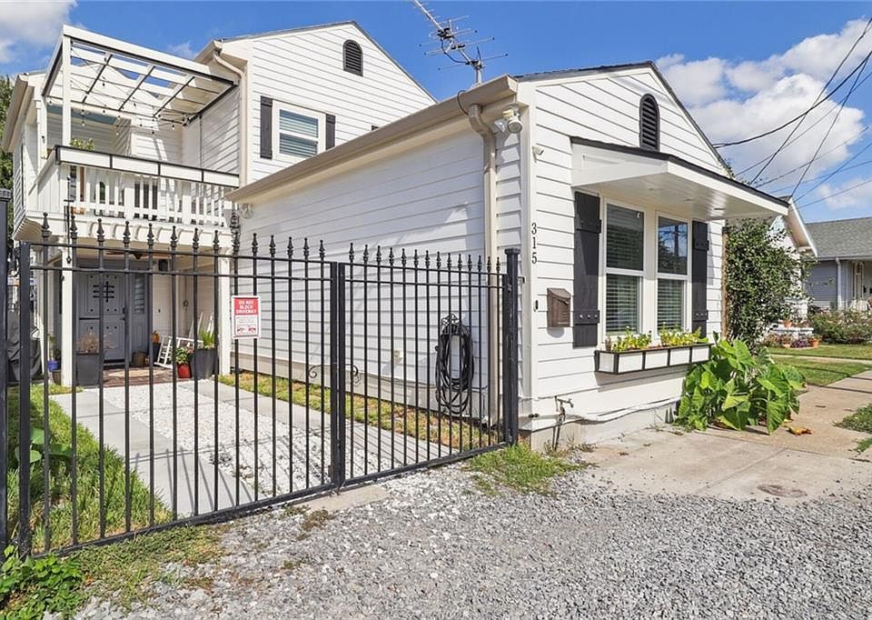 1st image of 315 N Bernadotte St