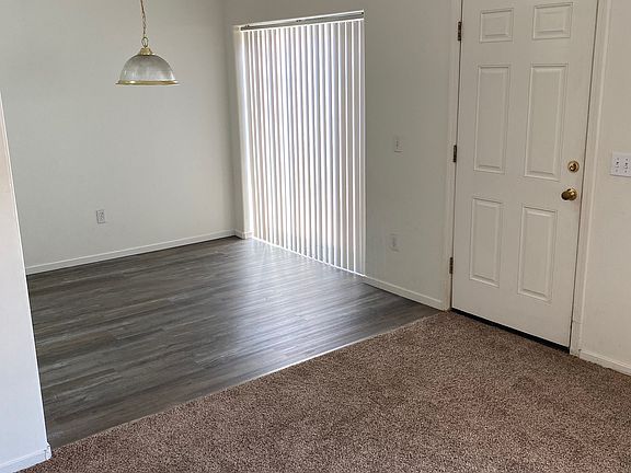 4th image of 560 Yellow Meadow Ct #C