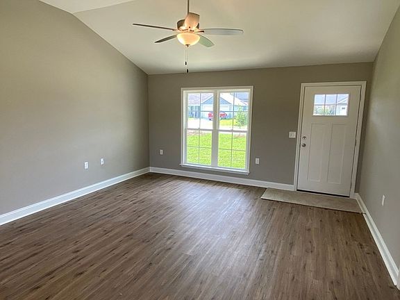2nd image of 3417 Green St
