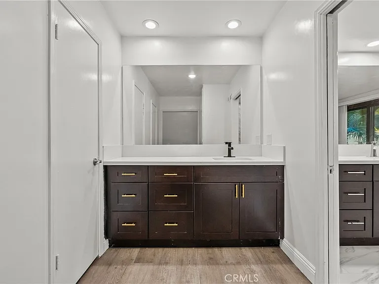 9724 Bothwell Rd — Photo 51