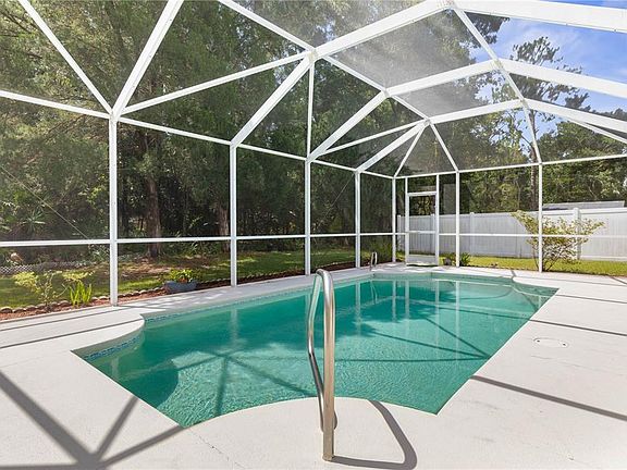 3rd image of 137 WYNNFIELD DRIVE