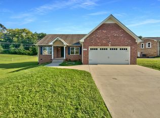208 Hermitage Rd, Clarksville, TN 37042