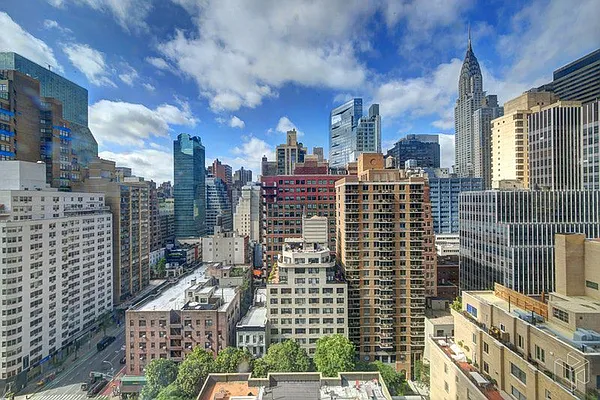 Rented by Halstead Real Estate | media 5