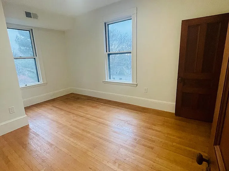 141 Cypress St — Photo 24