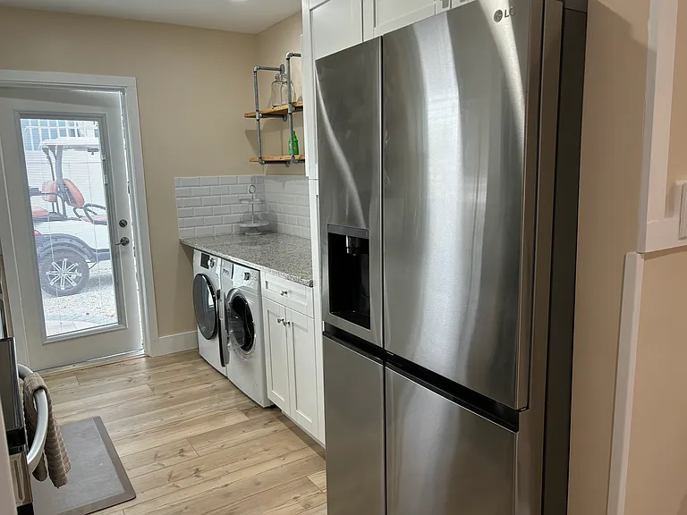 103 Palm Blvd — Photo 9