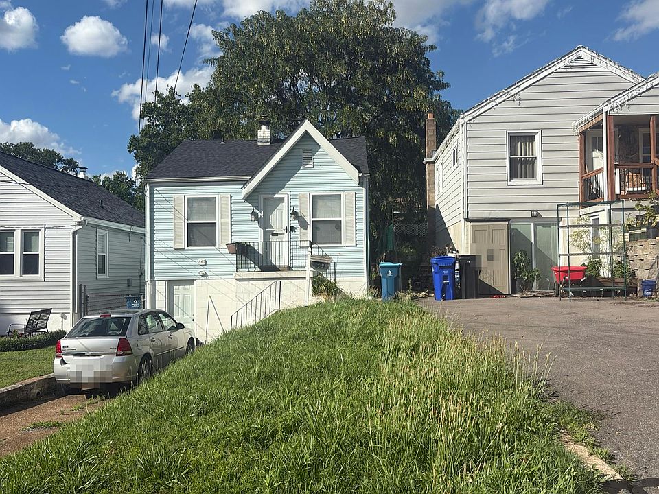 1st image of 647 Beatrice Ave