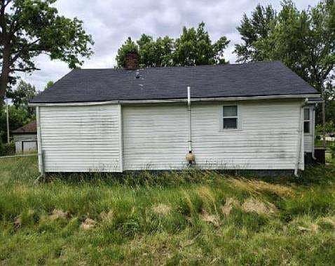 3rd image of 1482 Mitson Blvd