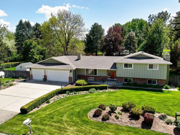 9105 W Aquarius St, Boise, ID 83709