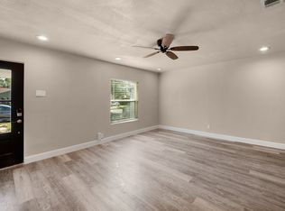 2925 Carlson Dr, Dallas, TX 75235