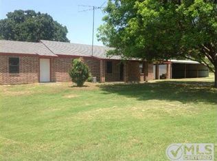 220 W North Woody Rd, Azle, TX 76020