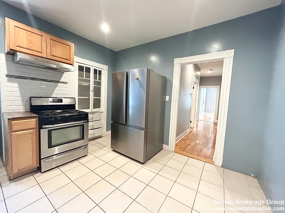 14 Batchelder St #1