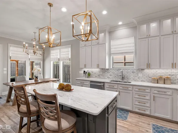 438 Stacey Ln, Bossier City, LA 71111