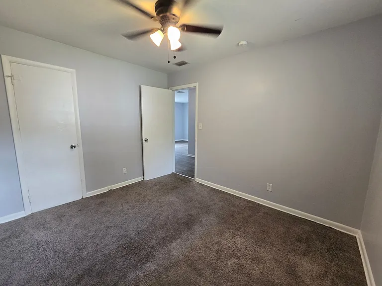 424B Bryan St — Photo 9