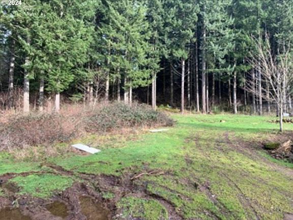 4th image of 5700 NE 256th Ave