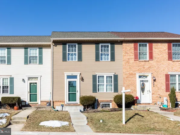 182 Laurier Dr, Westminster, MD 21157