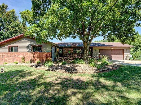 W7956 Morse Road, Poynette, WI 53955