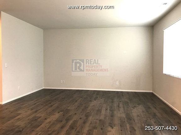 5th image of 10576 189th St E