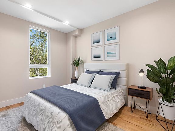3rd image of 1421 Hancock St #4A