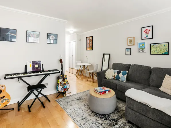 330 East 49th Street image 2 of 5