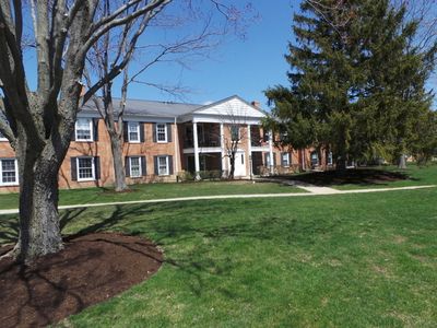 550 Shorely Dr APT 104, Barrington, IL, 60010