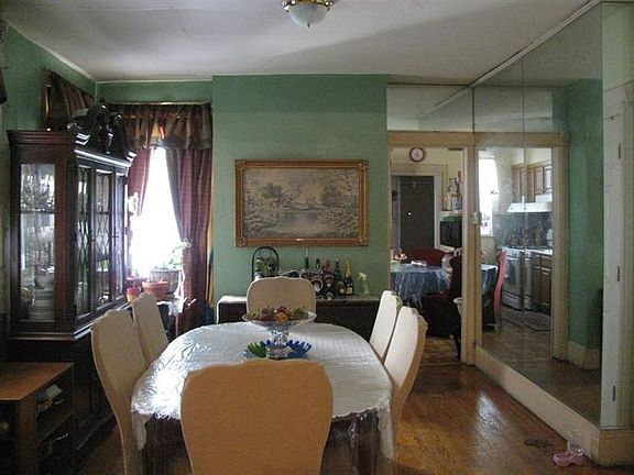 4th image of 197 Fairview Ave