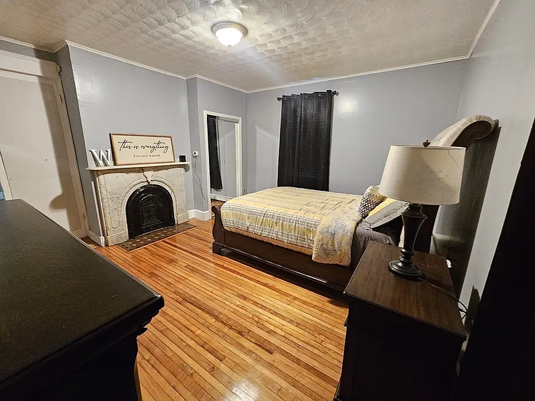 28 Cedar St #1 — Photo 6