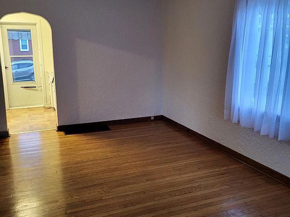 4th image of 339 Arch Ave
