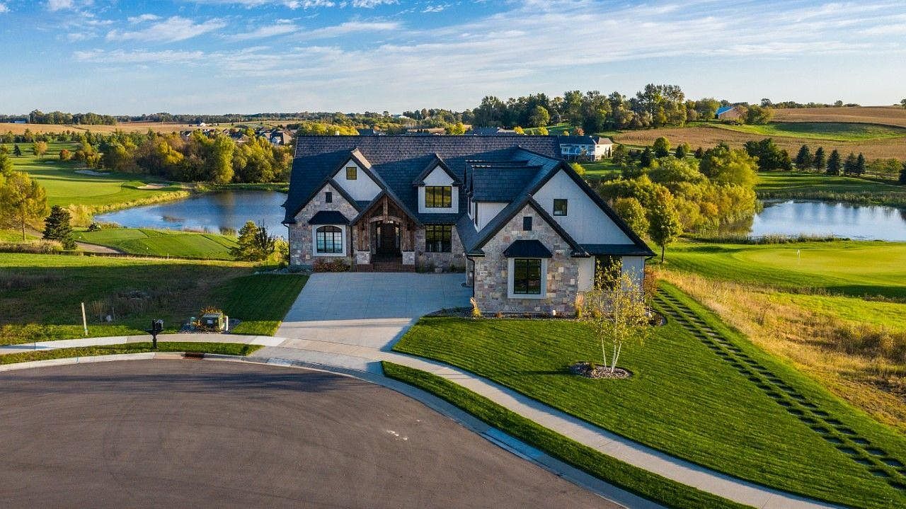 971 Southwell Enclave NE