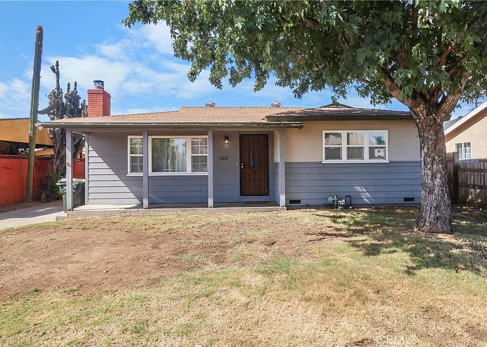 1st image of 15851 E Kingside Dr