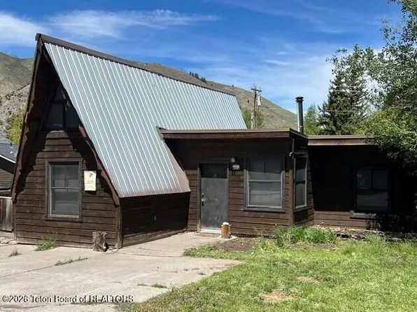 75 W Aspen Dr, Jackson, WY 83001