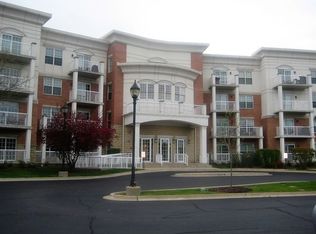 601 W Rand Rd APT 315, Arlington Heights, IL