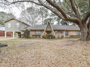 5062 Sunnyvale Dr, Jackson, MS 39211