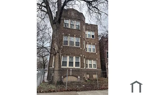 841 E 80th St #3 Photo 1