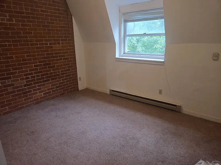 2114 Saint James Ave #4 — Photo 8