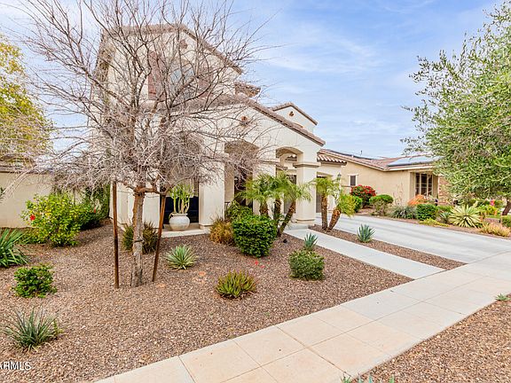 3rd image of 15156 W LARKSPUR Drive
