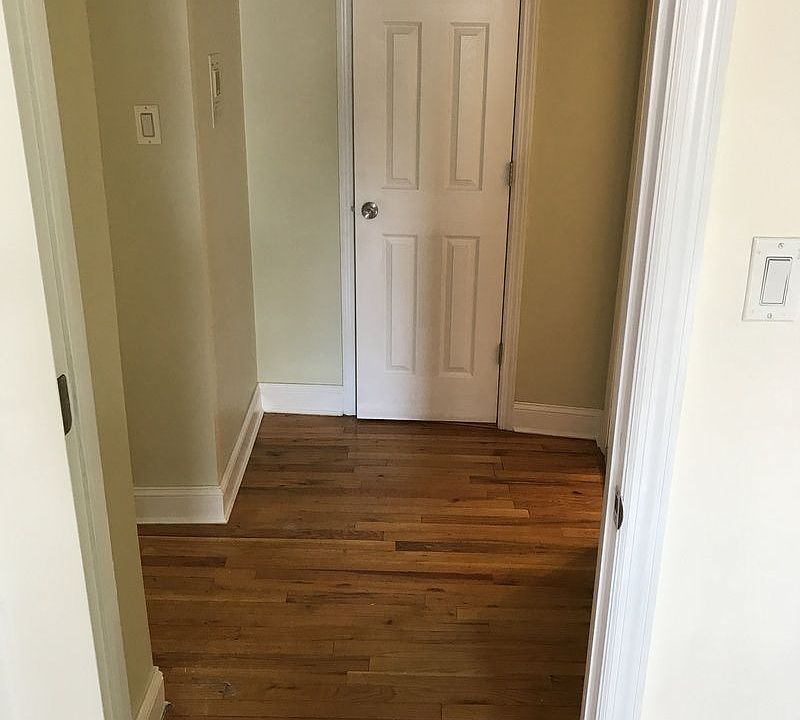 1st image of 11814 83rd Ave APT 1G